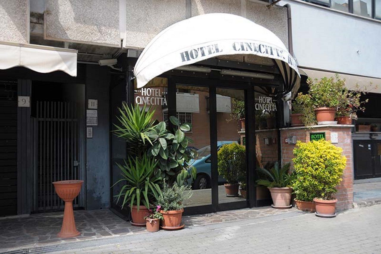 Hotel Cinecitta Rom Exterior foto